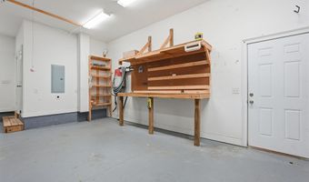 56 Wade Hampton Dr, Beaufort, SC 29907