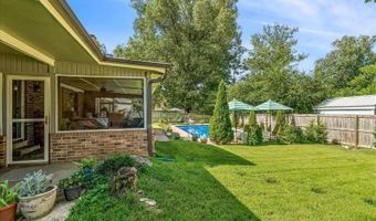 2605 SURREY WOOD Dr, Bartlett, TN 38134