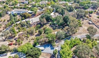 3915 Palomar Dr, Fallbrook, CA 92028