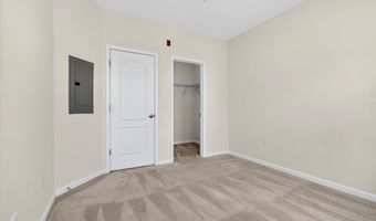 24620 BYRNE MEADOW Sq 300, Aldie, VA 20105