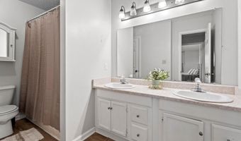 215 Upland View Dr, Boiling Springs, SC 29316