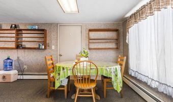 991 Oakland Rd, Belgrade, ME 04917