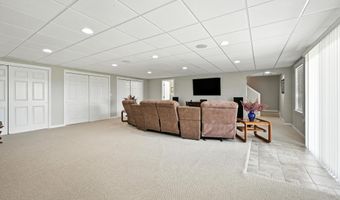 192 Depot Rd, Belgrade, ME 04917