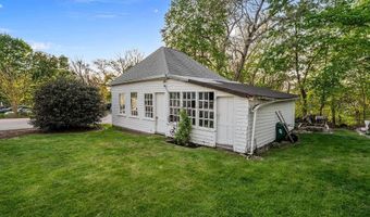 95 Saint Paul St, North Smithfield, RI 02896