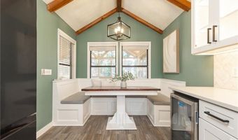 806 Moonlit Ln NW, Acworth, GA 30102