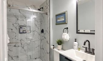 3 Pinetop Rd, Barrington, RI 02806