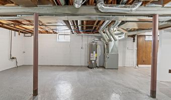 7210 Buckingham Ave, Allen Park, MI 48101