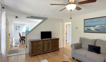 89 Narrow Ln, Charlestown, RI 02813