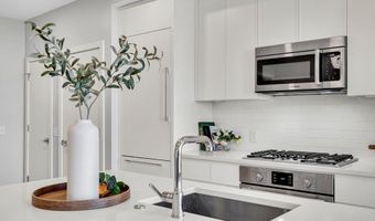 191 Washington St 721, Boston, MA 02135