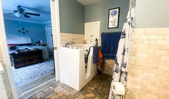 2213 W PILAKLAKAHA Ave, Auburndale, FL 33823