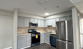 6 Oyster Bay L, Absecon, NJ 08201