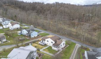 1635 Timberline Dr, Altoona, PA 16601