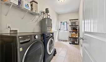 625 HOWARD St, Auburn, AL 36832