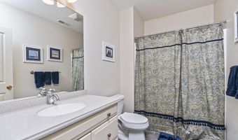 1 Stoneridge Dr, Albany, NY 12211