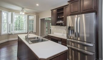 151 Mockingbird Ln, Atmore, AL 36502