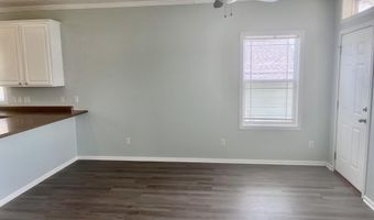 2404 Gladiolus St A, Ocean Springs, MS 39564