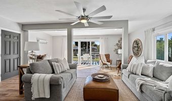 3313 S WEBSTER Ave, Allouez, WI 54301