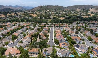 29003 Hollow Oak Ct, Agoura Hills, CA 91301