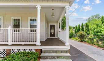11 Taft St, Coventry, RI 02816