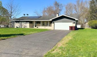 20 Danielwood Dr, Albany, NY 12211