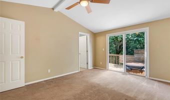 501 Echo Hill Ct, Ballwin, MO 63021