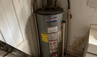 237 12th St, Apalachicola, FL 32320