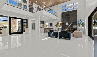 82 Glade Hollow Dr, Las Vegas, NV 89135