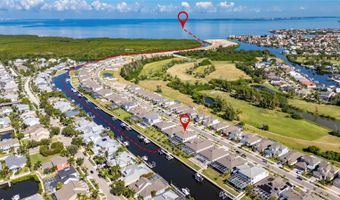 998 SIGNET Dr, Apollo Beach, FL 33572