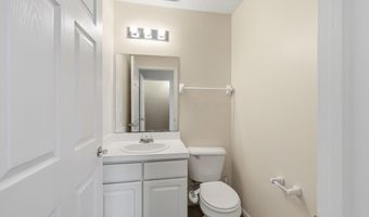 1075 Shady Lake Dr, Columbus, OH 43228