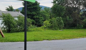 2 Belvedere St, Bennington, VT 05201