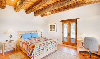 21 Canjilon St, Abiquiu, NM 87510