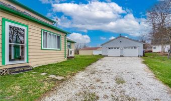 1314 Bank St, Atwater, OH 44201