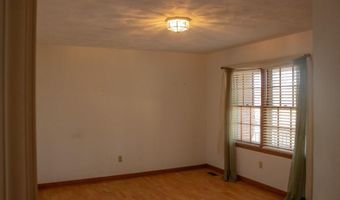 203 Price St, Roanoke Rapids, NC 27870