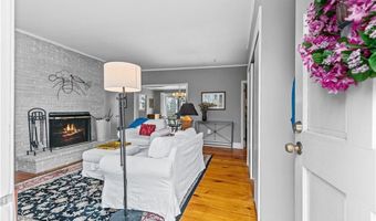 46 Chastellux Ave M8, Newport, RI 02840