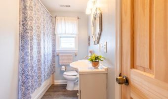 4 REYBURN Ct, Bear, DE 19701