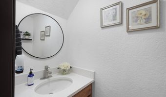 6041 Sequoia Rd NW D14, Albuquerque, NM 87120