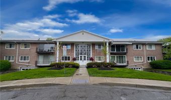 31 Park Lane Ct, Amherst, NY 14221