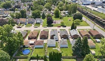 15924 Hanover Ave, Allen Park, MI 48101