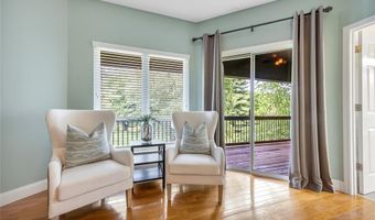 924 Forest Lake Ct, Ballwin, MO 63021