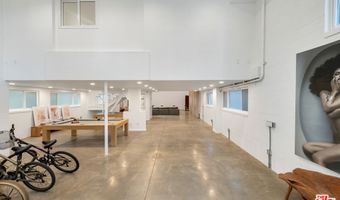 633 Santa Clara Ave, Venice, CA 90291