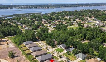 746 Waters View Dr, Biloxi, MS 39532
