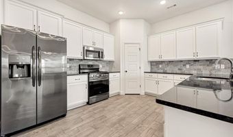 6108 NW Silas St, Bentonville, AR 72713