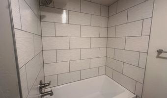 17 Frontier St, Diamondville, WY 83116