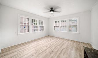 1624 S 19th St, Chickasha, OK 73018