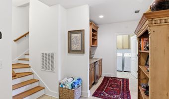 276 Ledges Trl, Alexander City, AL 35010