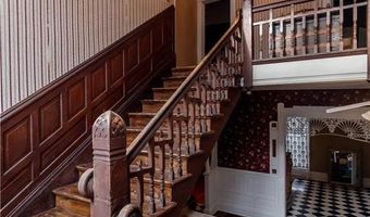 605 Atchison St, Atchison, KS 66002