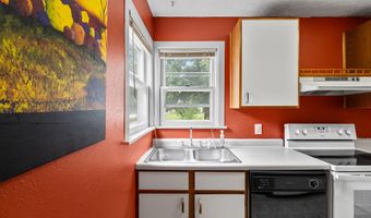 926 Duff Ave, Ames, IA 50010