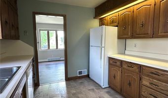 1703 3rd St NE, Austin, MN 55912