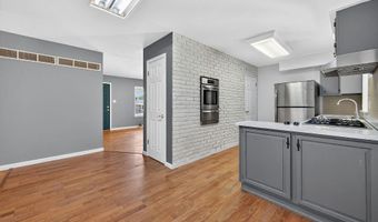 608 Mount Vernon Dr, Arnold, MO 63010