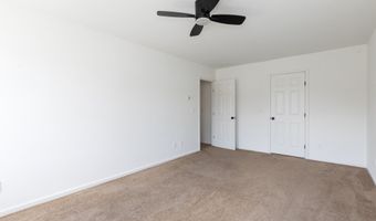 8 James St, Danbury, CT 06810